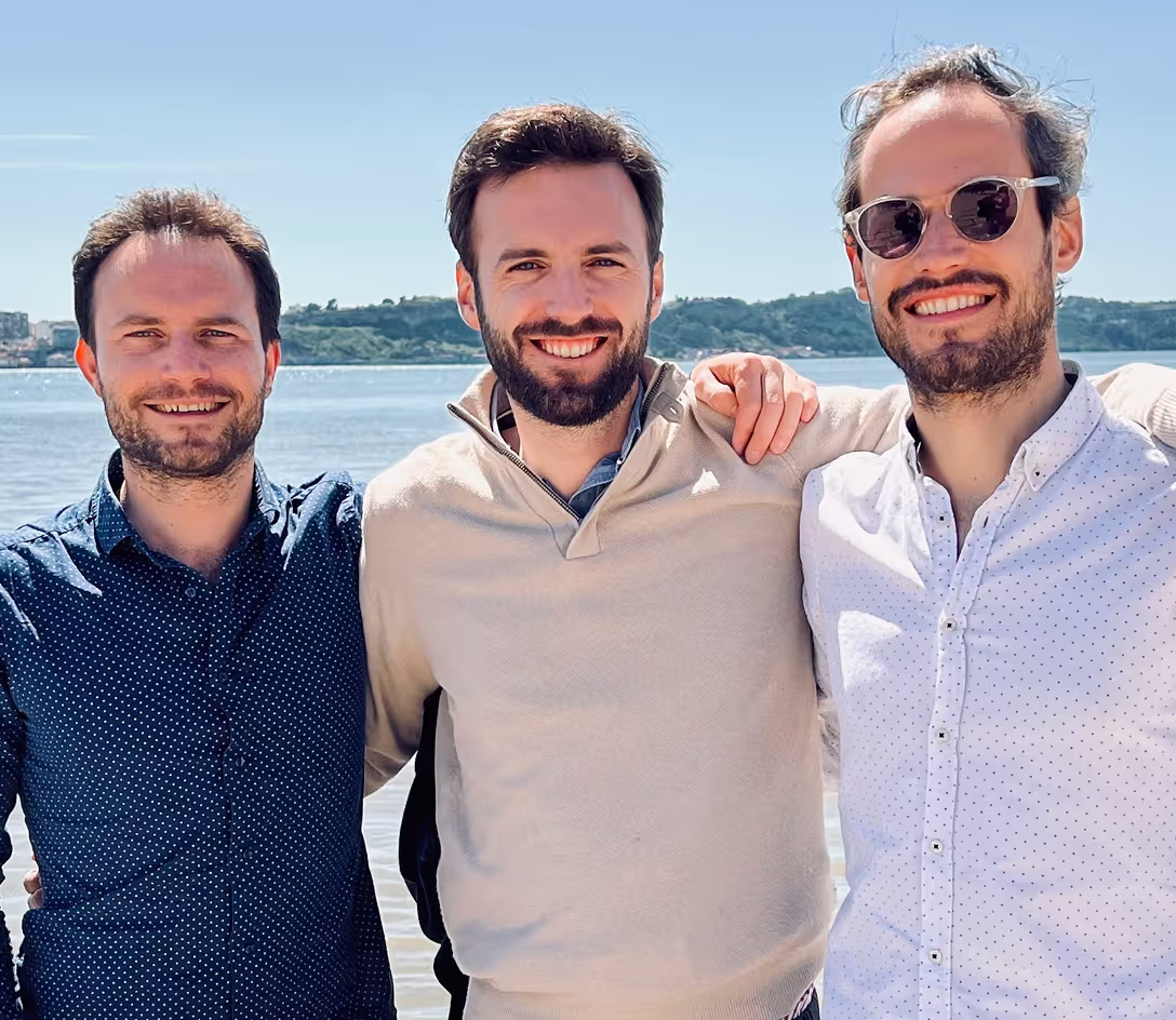CEO Baptiste Boulard, COO Damien Courbon and CPO Godefroy des Francs together at the beach